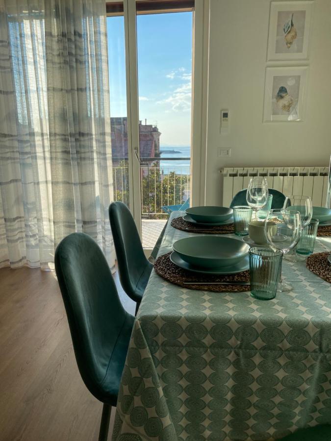 Aquamarine Apartment カステッランマーレ・ディ・スタービア エクステリア 写真