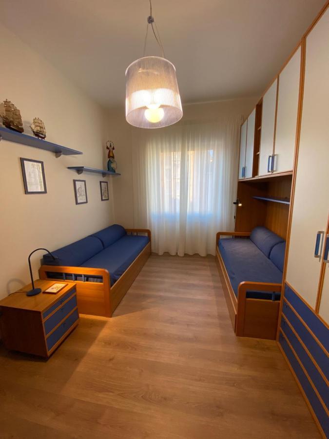 Aquamarine Apartment カステッランマーレ・ディ・スタービア エクステリア 写真